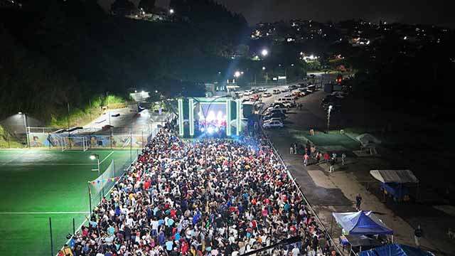 El alcalde Farith Fraija agradeció el respaldo ciudadano durante la masiva celebración de la victoria popular en Los Teques