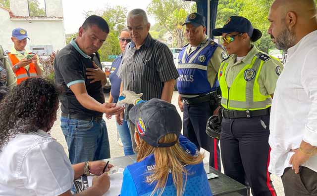 Conductores de transporte público fueron sometidos a pruebas toxicológicas en el operativo Vacaciones Seguras en San Antonio de los Altos