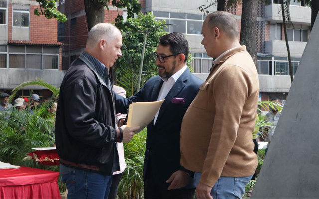 Farith Fraija juramentó a su nuevo gabinete en la plaza Guaicaipuro para el período 2025-2029.