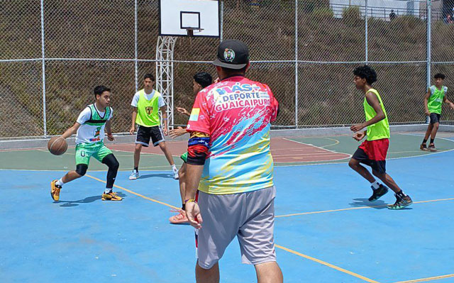 Inicio de los Juegos Comunales en Guaicaipuro.