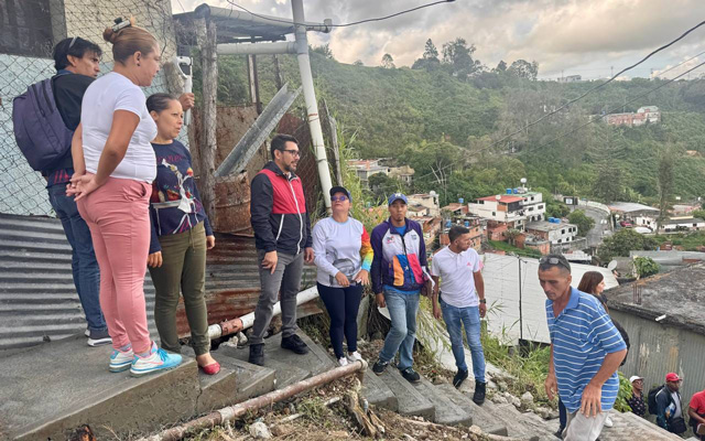 La nueva caminería tipo escaleras en Barrio Miranda I supera las metas previstas y fortalece la organización comunitaria en Los Teques.