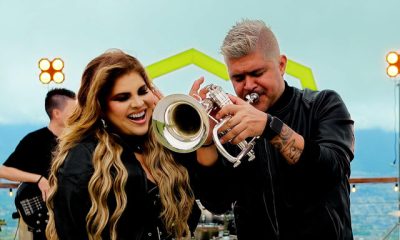 Diveana y Anthony Pérez : Un poderoso dúo que celebra la música latina.