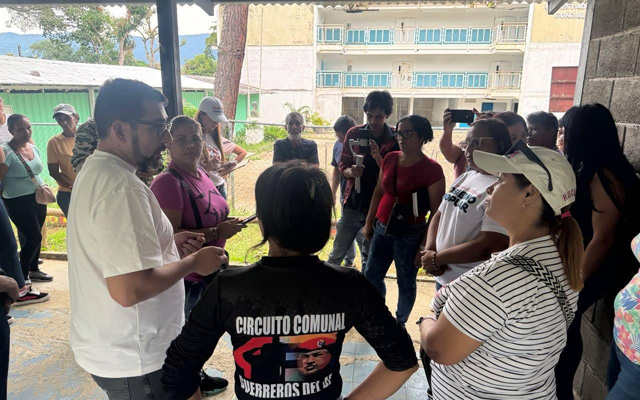 Estudiantes y docentes disfrutan de las nuevas instalaciones de la Unidad Educativa Evaristo González Palma en Altagracia de la Montaña.