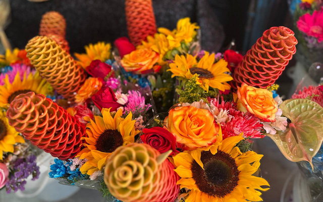 Los Teques se prepara para recibir la Feria de Las Flores 2025 con stands, flores y emprendimientos locales.