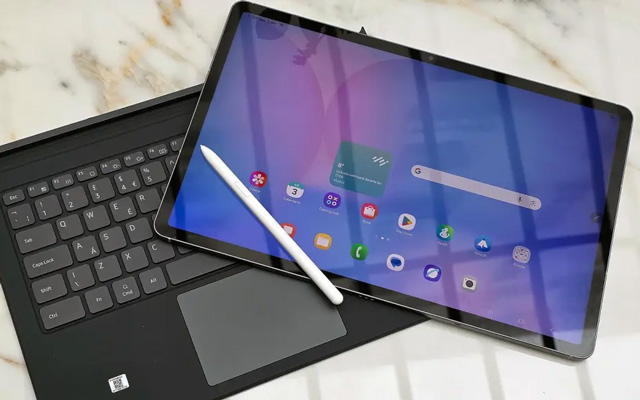 “Los dispositivos con inteligencia artificial facilitan el aprendizaje, la productividad y el cuidado de la salud en todas las edades.”