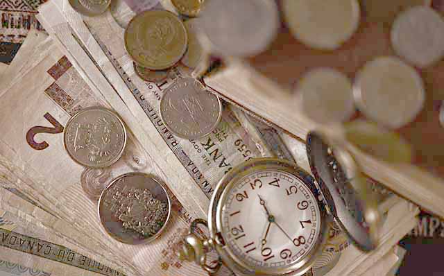 ECONOMÍA SIN CORBATA / ¿Qué es el dinero?