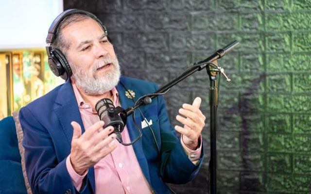 Johel Orta durante su intervención sobre la Ley de Amnistía y la defensa de la soberanía de Venezuela.