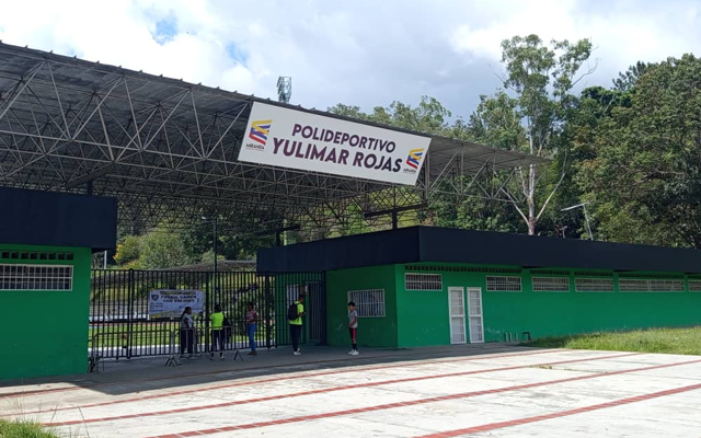 Polideportivo "Yulimar Rojas"