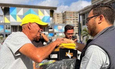 alcalde Edgar Laya junto a los cuadrilleros equipados para el inicio del operativo de desmalezamiento en Los Salias.