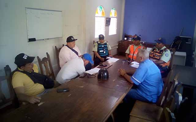 Funcionarios de Los Salias supervisarán las paradas de transporte para garantizar el cumplimiento de la normativa municipal