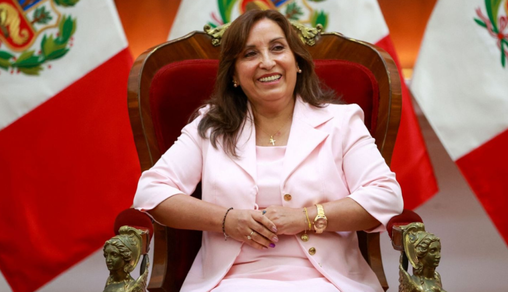 Tribunal peruano rechaza pedido de Fiscalía para impedir salida del país a Dina Boluarte