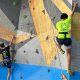 Atletas y aprendices participan en la escalada deportiva en la pared del Parque Cacique Conopoima de Los Teques.