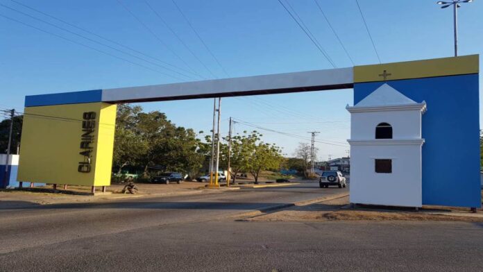 Cámara de Comercio de Clarines busca acuerdo tributario