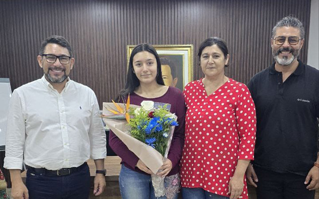 La joven violinista guaicaipureña Estefanía Loyo, de 12 años, representará a Venezuela en la misa de canonización del Dr. José Gregorio Hernández en El Vaticano.