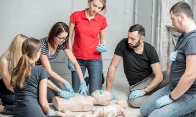 Expertos recomiendan mantener la calma y aplicar técnicas básicas de primeros auxilios para proteger la vida antes de la llegada de los servicios de emergencia.