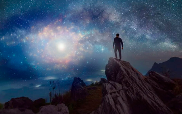 El viaje astral permite proyectar la conciencia fuera del cuerpo físico y acceder a planos de existencia no materiales