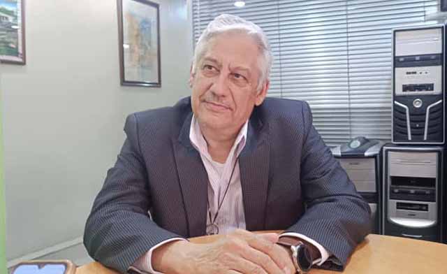 El Dr. Cecilio Rosete supervisa los servicios funerarios para asegurar dignidad y respeto en cada despedida