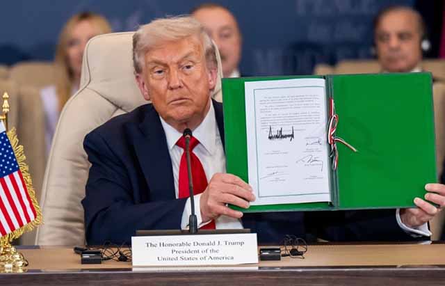 El presidente Donald Trump durante la cumbre de paz sobre la Franja de Gaza, celebrada en Sharm el Sheij, Egipto