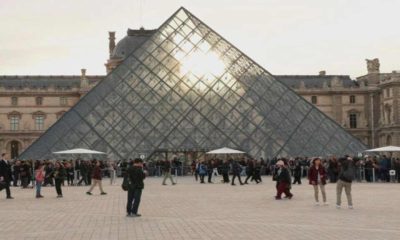 Louvre reabre al público tras robo de 88 millones de euros