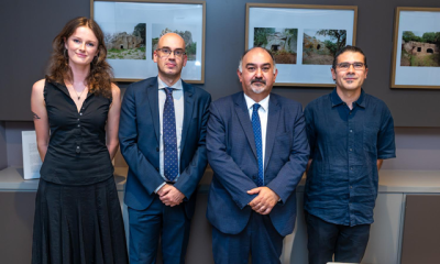 Las imágenes de la exposición ilustran la poderosa conexión entre Cerdeña y su historia contemporánea, rompiendo esquemas tradicionales.