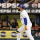 Magallanes dejó en el terreno a Leones y afianzó su dominio