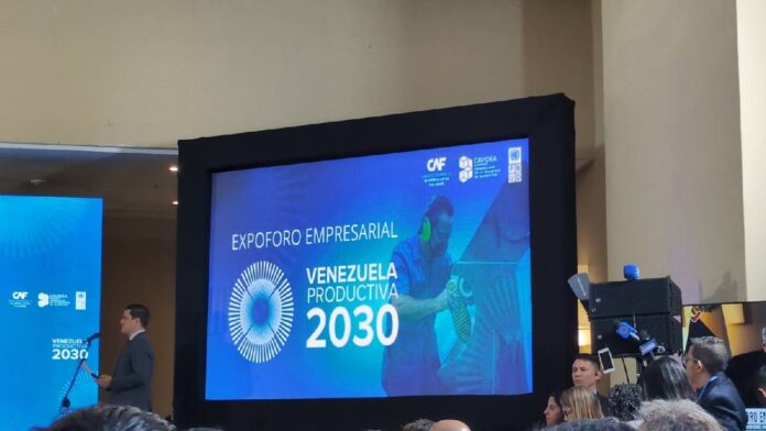 Yamel Pérez destacó el compromiso entre sector público, privado y academia para fortalecer empresas y promover el desarrollo económico sostenible.