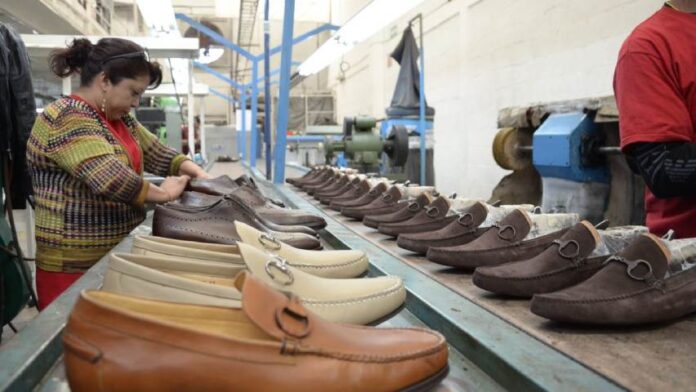 Cavecal alerta caída del 15% en ventas de calzado