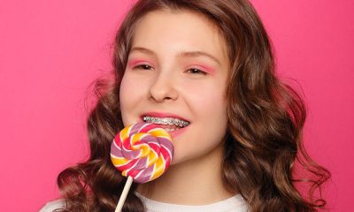 Los cuidados en Navidad permiten disfrutar de dulces y reuniones sin comprometer los brackets ni la salud dental.