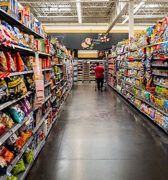 Centro de distribución comercial, modelo de logística evaluado para reactivar consumo y empleo.