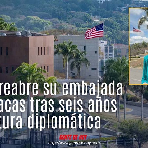 La bandera estadounidense volvió a izarse sobre el edificio de la cancillería tras seis años de cierre diplomático.
